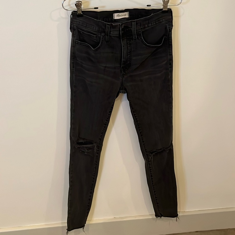 Madewell skinny jeans stretch ripped 28 Tall faded black wash/dark grey